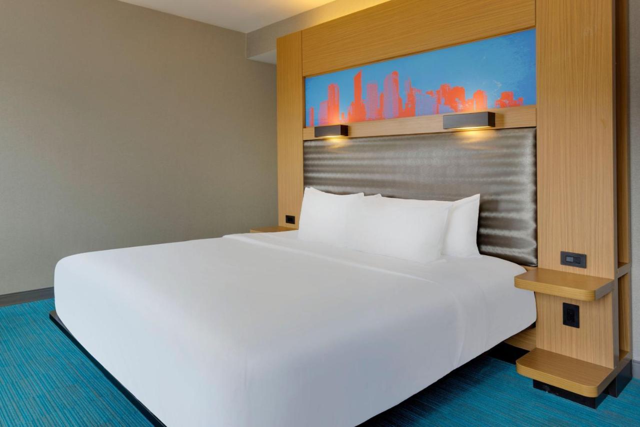 Aloft Hotel Milwaukee Downtown Extérieur photo
