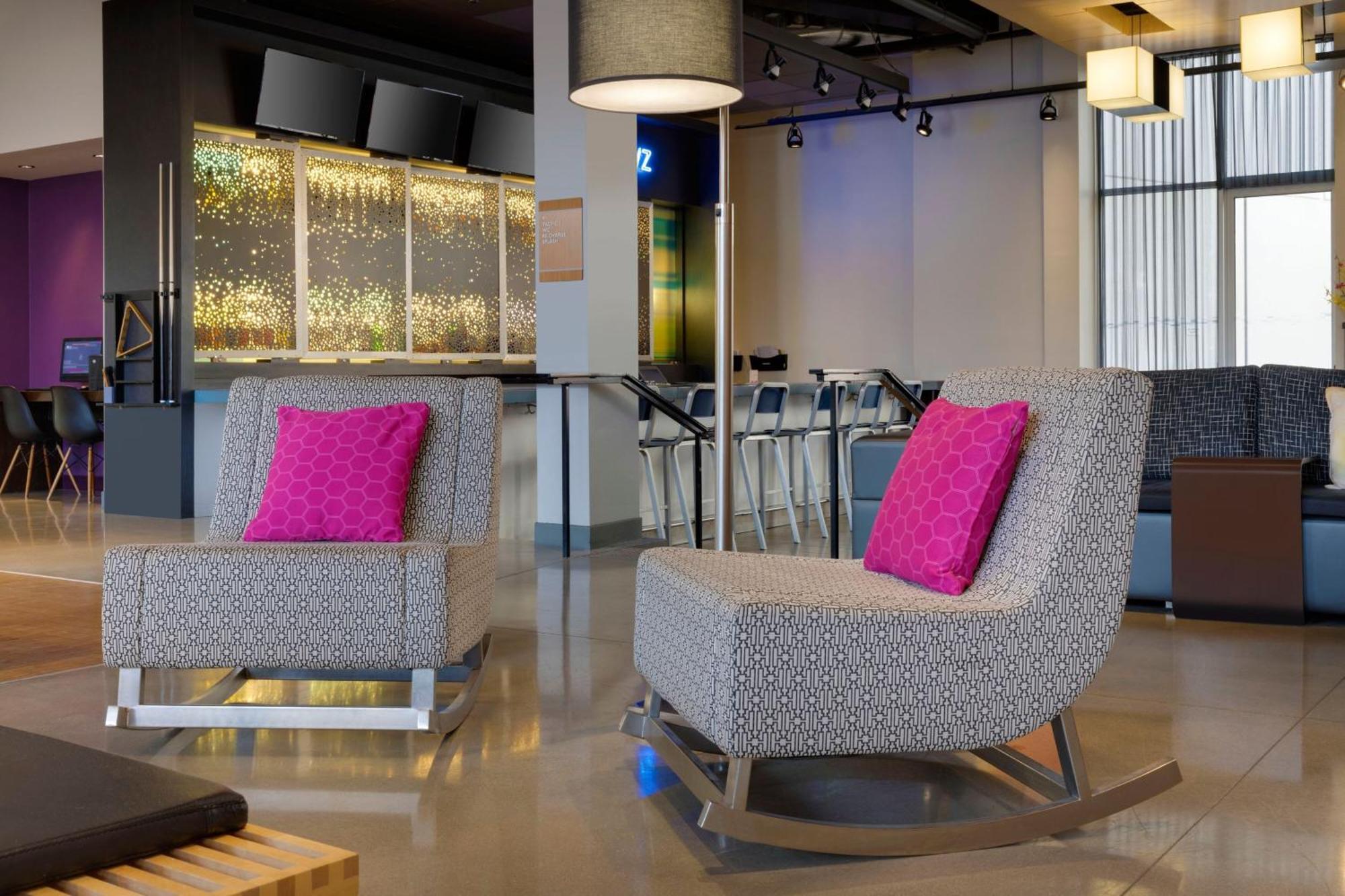 Aloft Hotel Milwaukee Downtown Extérieur photo