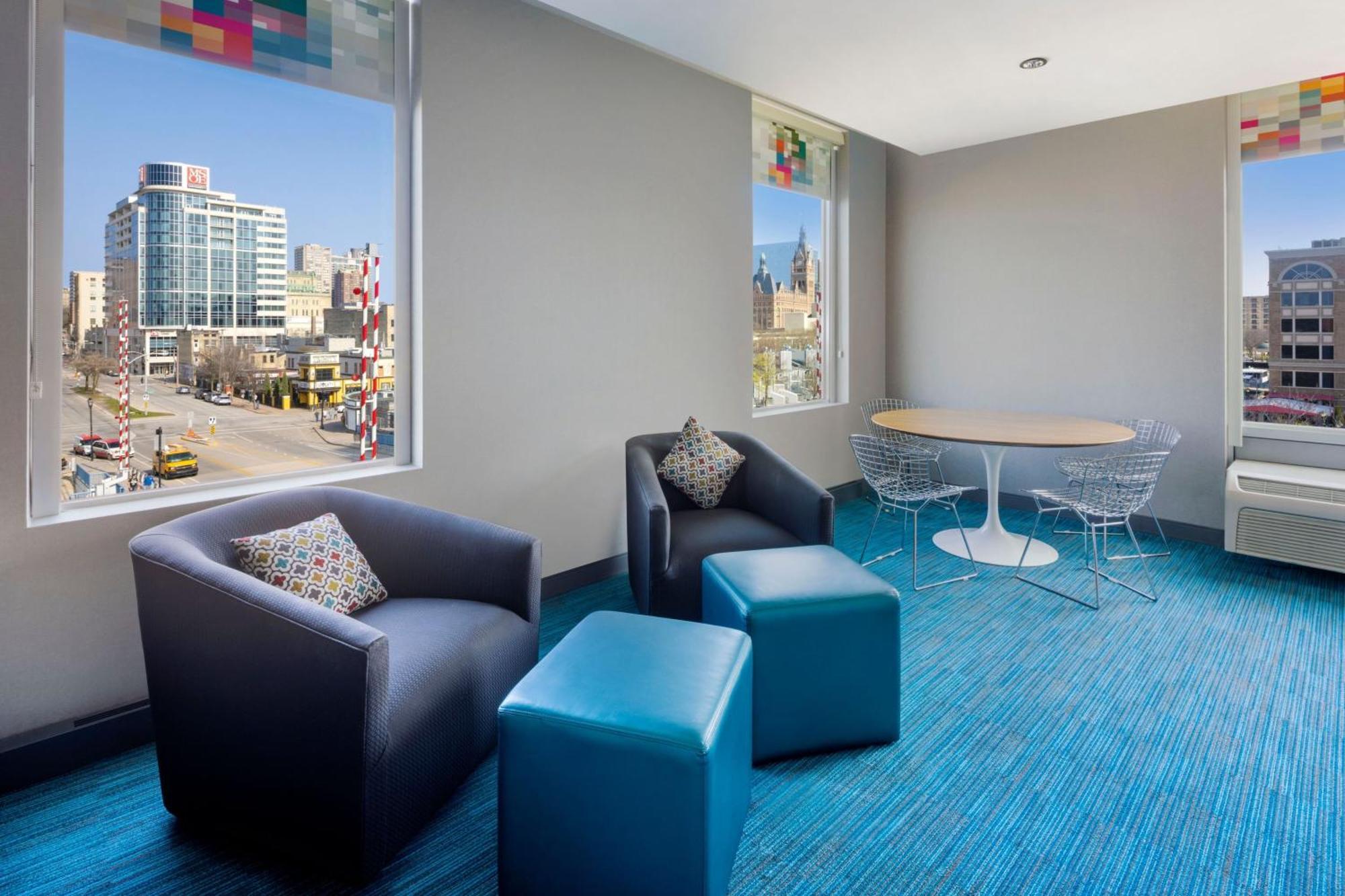 Aloft Hotel Milwaukee Downtown Extérieur photo