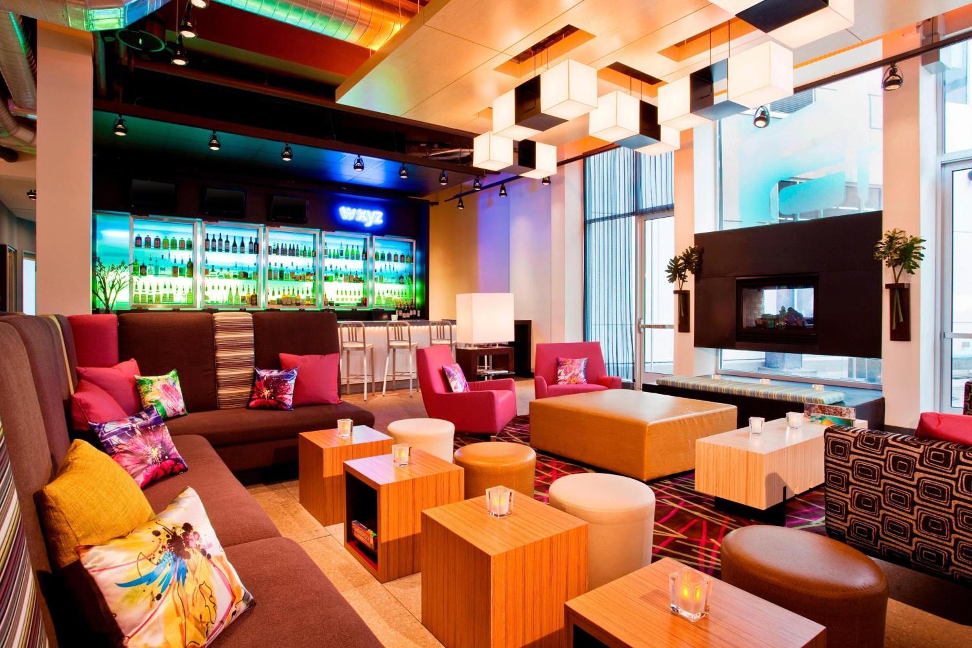 Aloft Hotel Milwaukee Downtown Extérieur photo